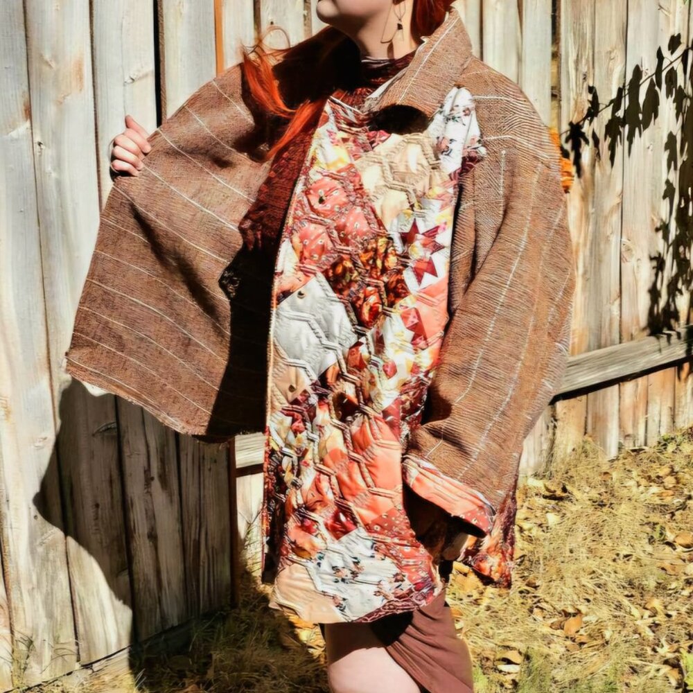 Quilt pattern jacket - Picture 3 of 13